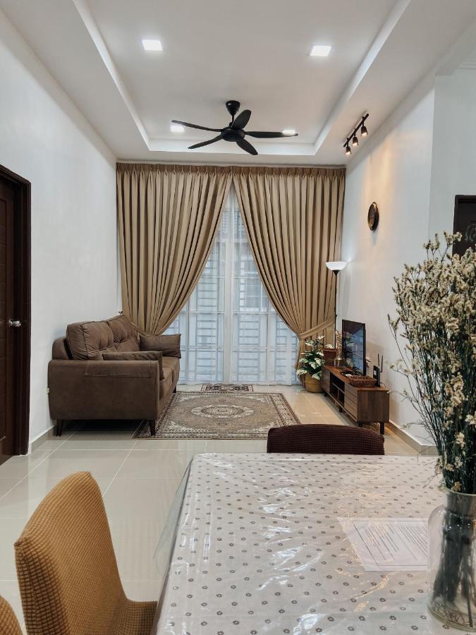 De Jara Guesthouse Dungun For Malay Eksteriør bilde