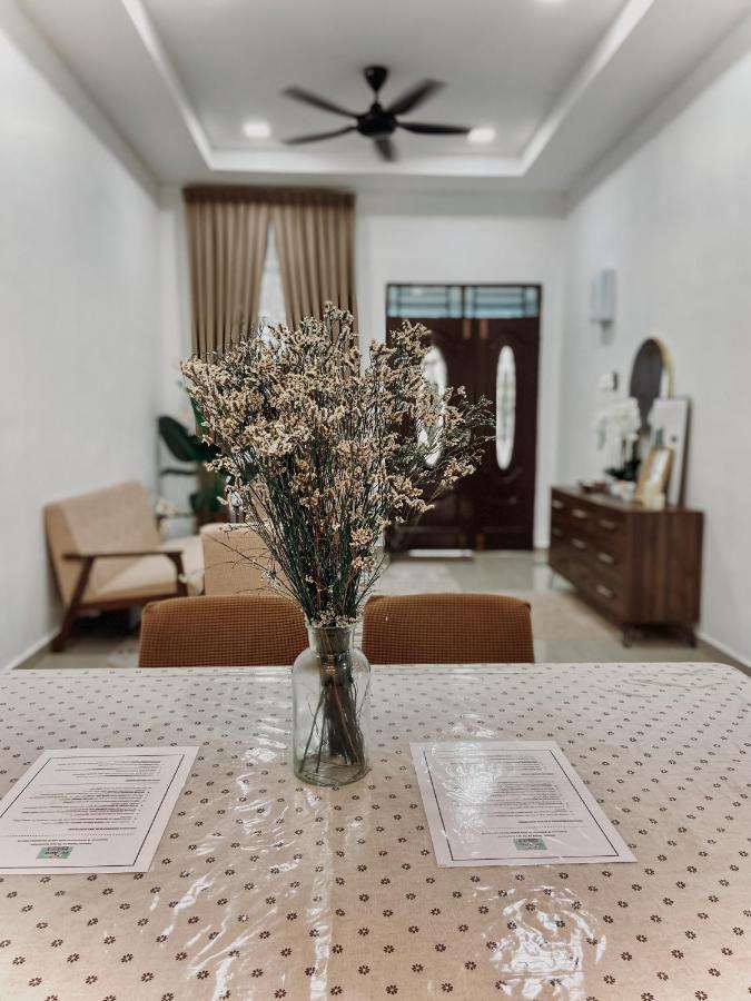 De Jara Guesthouse Dungun For Malay Eksteriør bilde
