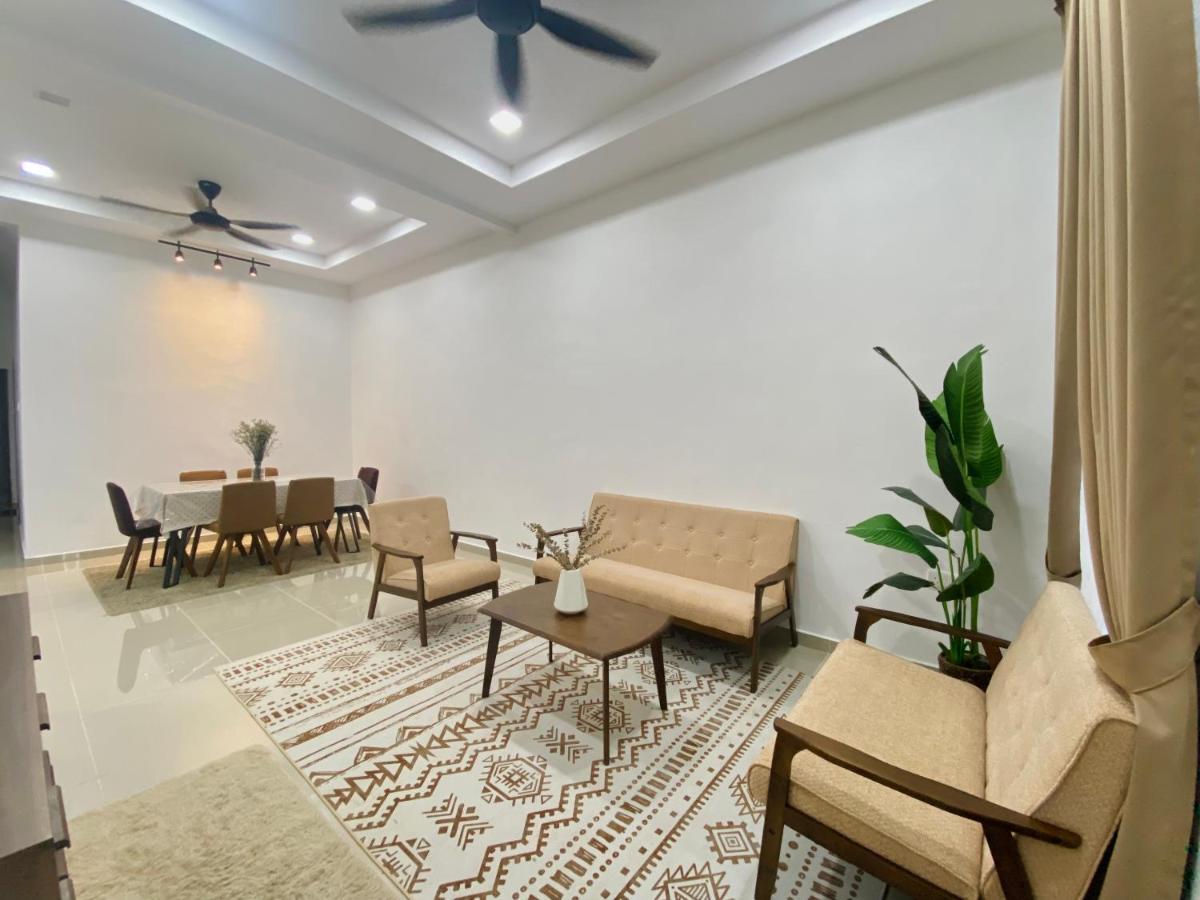 De Jara Guesthouse Dungun For Malay Eksteriør bilde